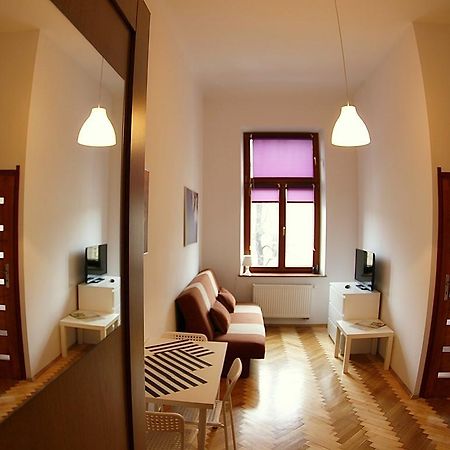 Visitkrak Διαμέρισμα Krasków Δωμάτιο φωτογραφία
